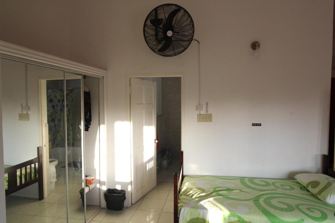Belleh23 Kingston Creative Guesthouse Εξωτερικό φωτογραφία