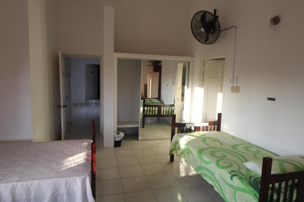 Belleh23 Kingston Creative Guesthouse Εξωτερικό φωτογραφία